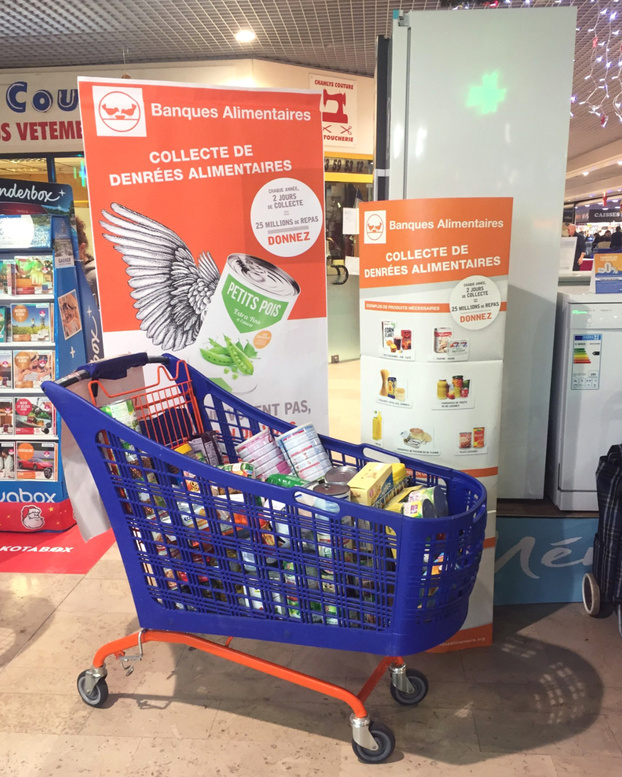 Totem pour association - E.Leclerc Dammarie lès Lys